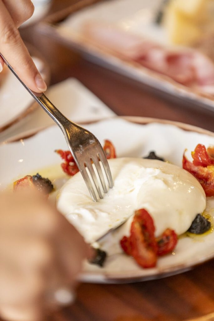 A vibrant Italian dish presented at Il Verde restaurant